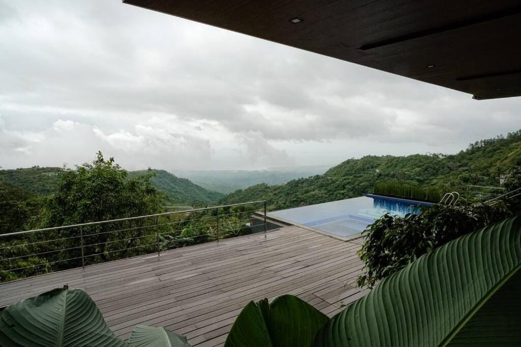 Ikigai Luxury Nature Lounge W/ Mountain View Villa Balamban Bagian luar foto